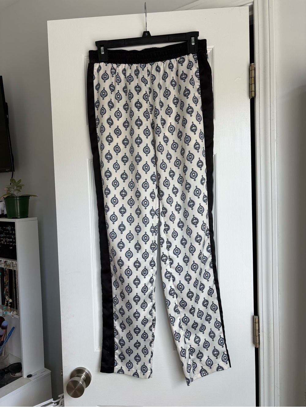Narciso Rodriguez White Patterned Pants
